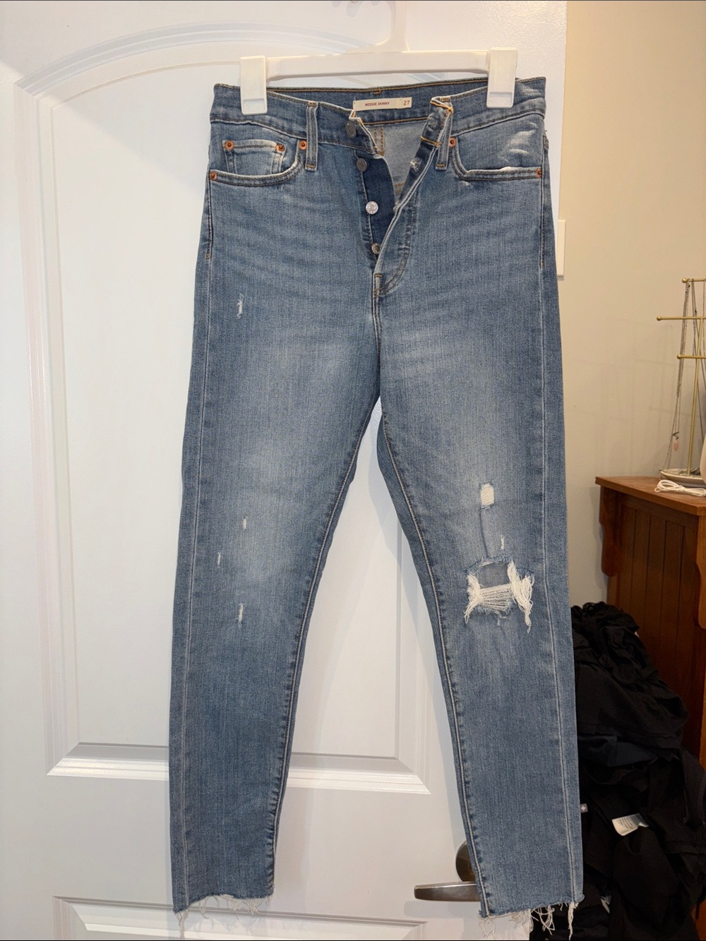 Levi's “Wedgie Skinny” Women’s Jeans - Medium Blue Distressed